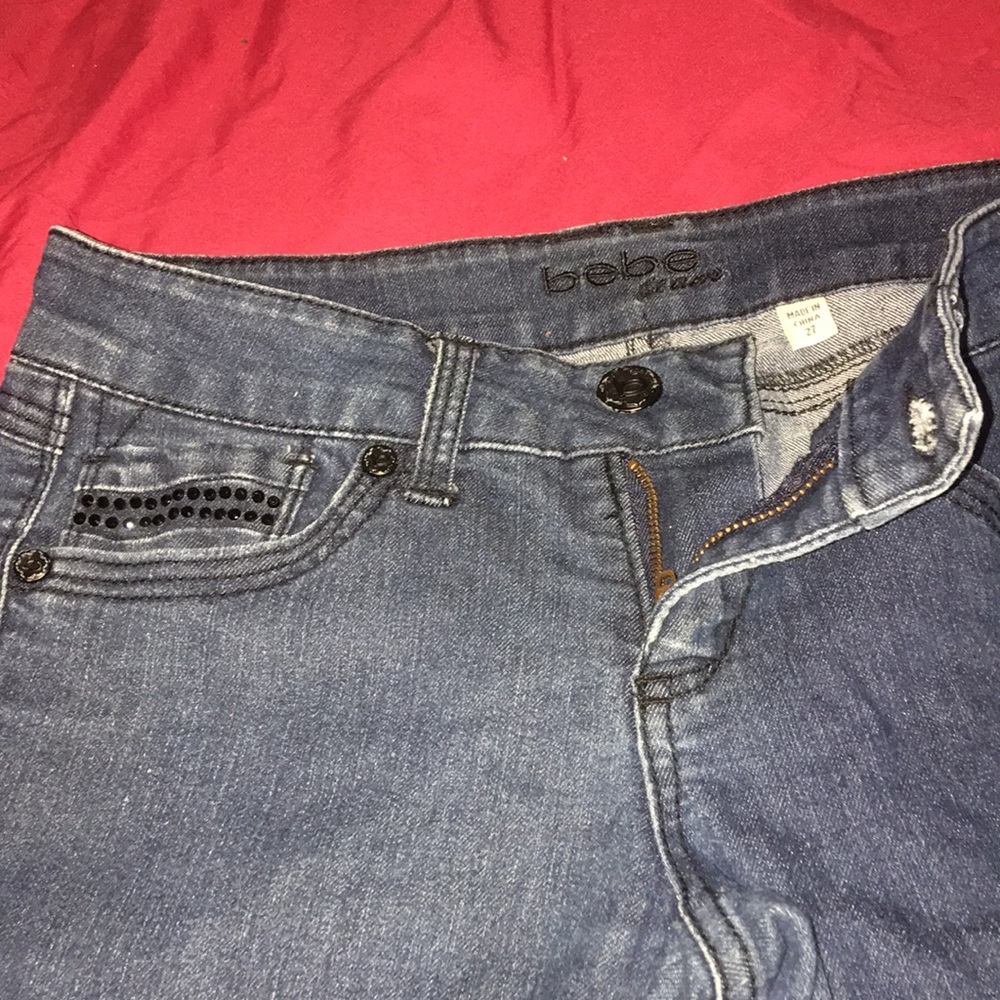 WOMENS BEBE JEANS SIZE 27